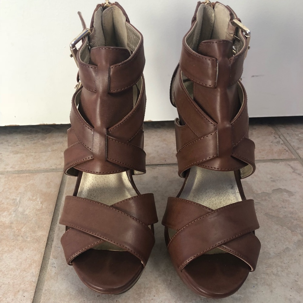 GUESS platform heels